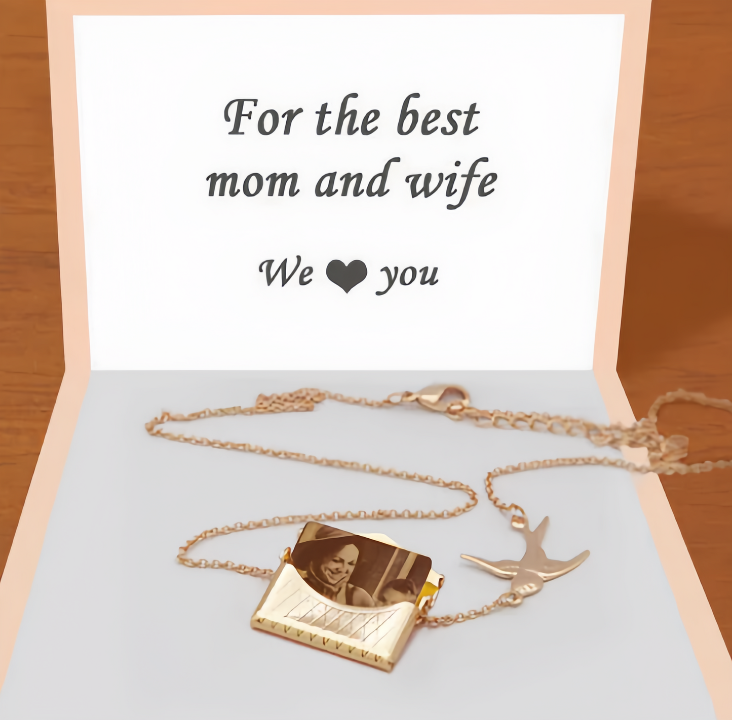 Fifaytech™ Memorial Photo Frame Engraved Message Necklace