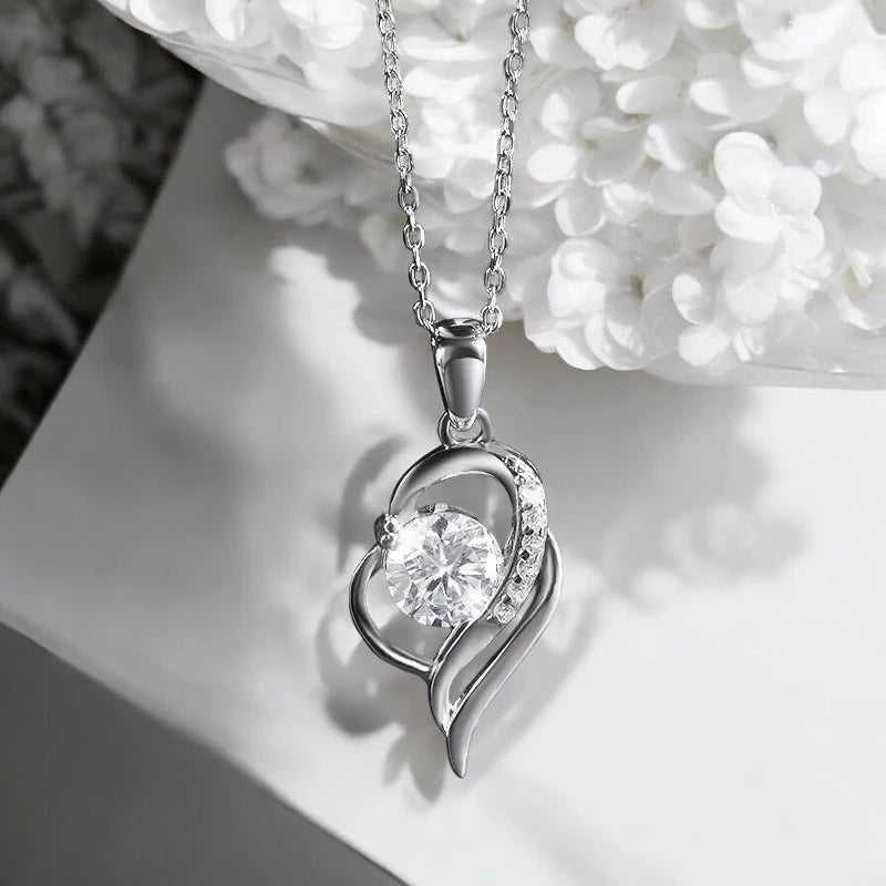 Fifaytech™ Eternal Heart Moissanite Pendant Necklace