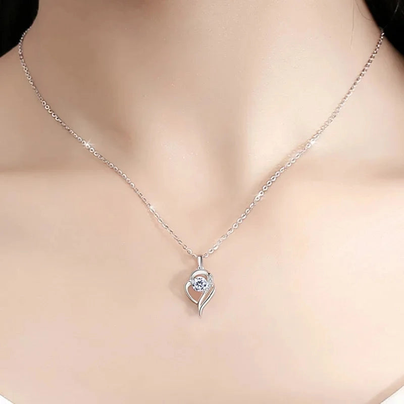 Fifaytech™ Eternal Heart Moissanite Pendant Necklace