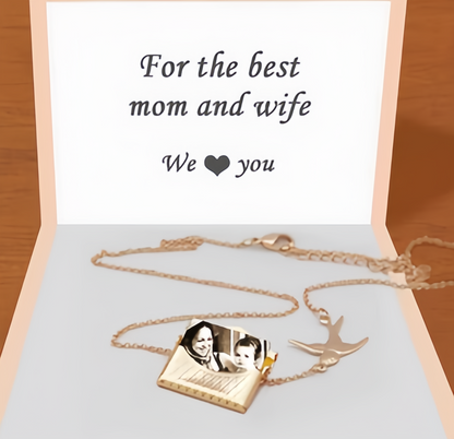 Fifaytech™ Memorial Photo Frame Engraved Message Necklace For Mom