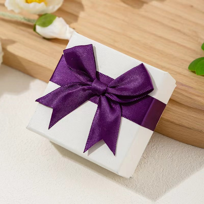 Fifaytech™ White bow gift box