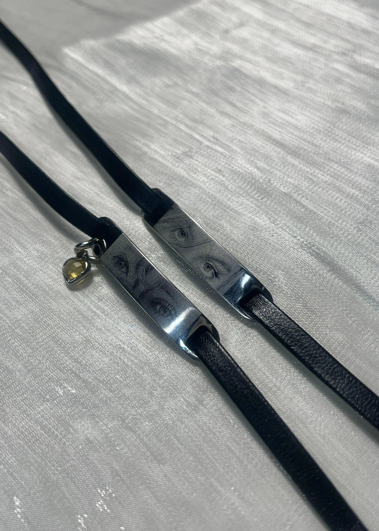 Fifaytech™ In your eyes choker