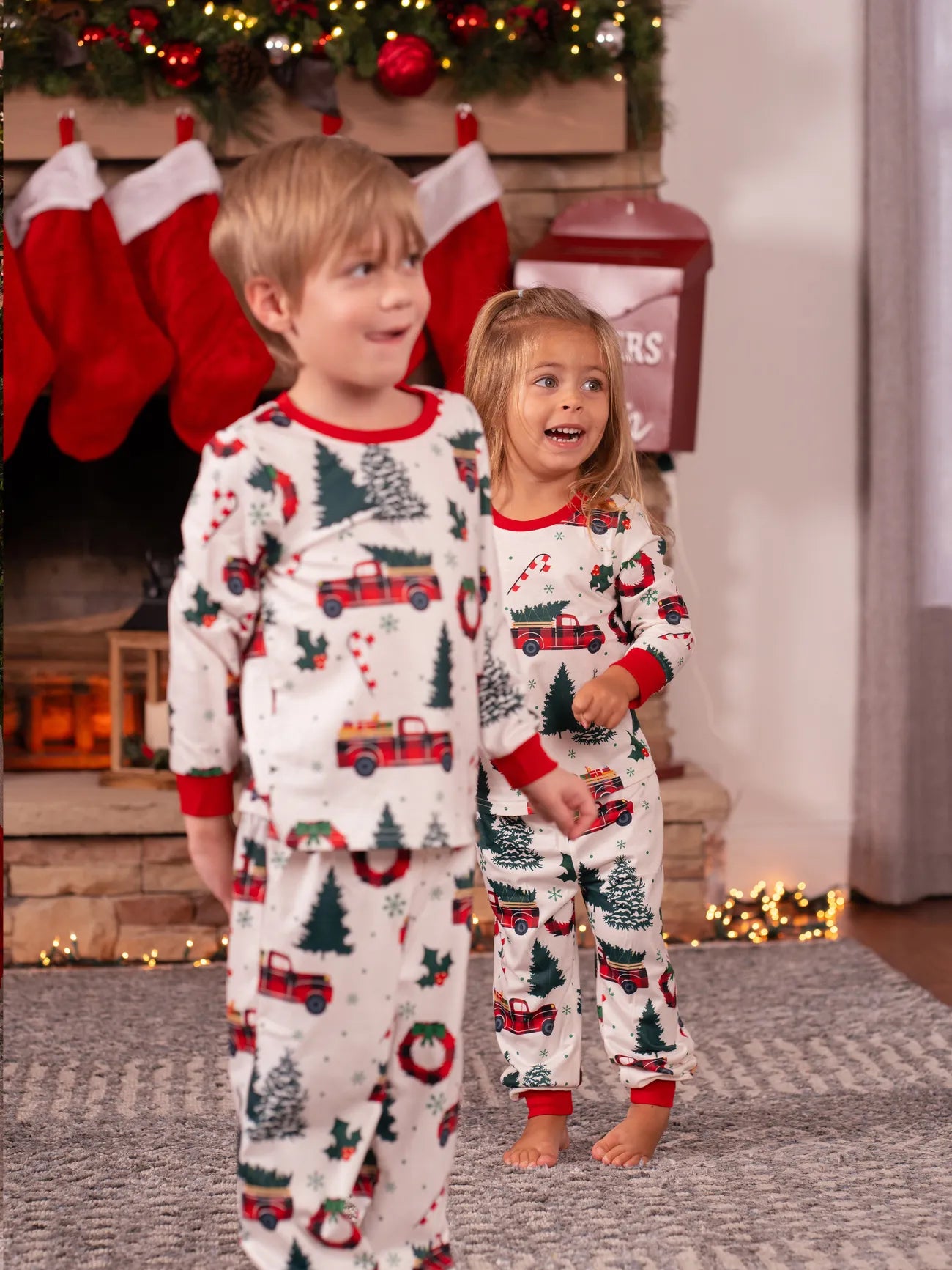 Fifaytech™ Christmas parent child pajamas