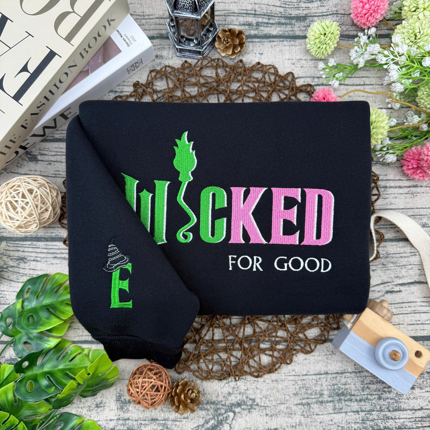 Fifaytech™ Glinda&Elphaba Embroidered Sweatshirts set