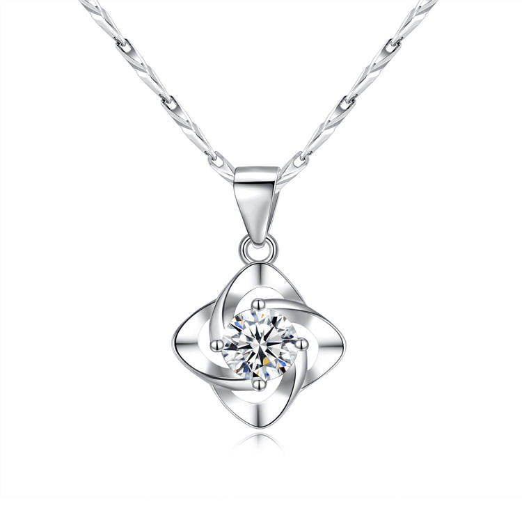 Fifaytech™ LuckyClover Moissanite Pendant Necklace