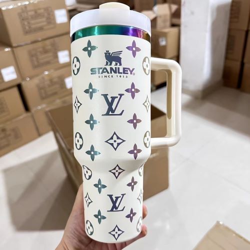 Fifaytech™ Designer Holographic In-Car Insulated Cup