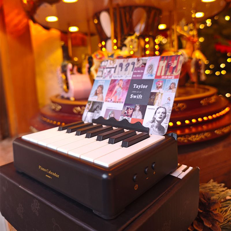 Taylor Swift portrait playable piano calendar