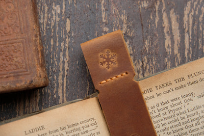 Fifaytech™ Personalized Leather Bookmark