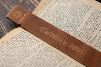 Fifaytech™ Personalized Leather Bookmark